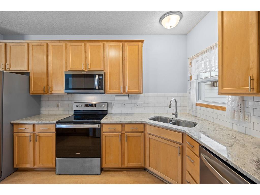 16304 70th Avenue N Maple Grove MN 55311 7059067 image3