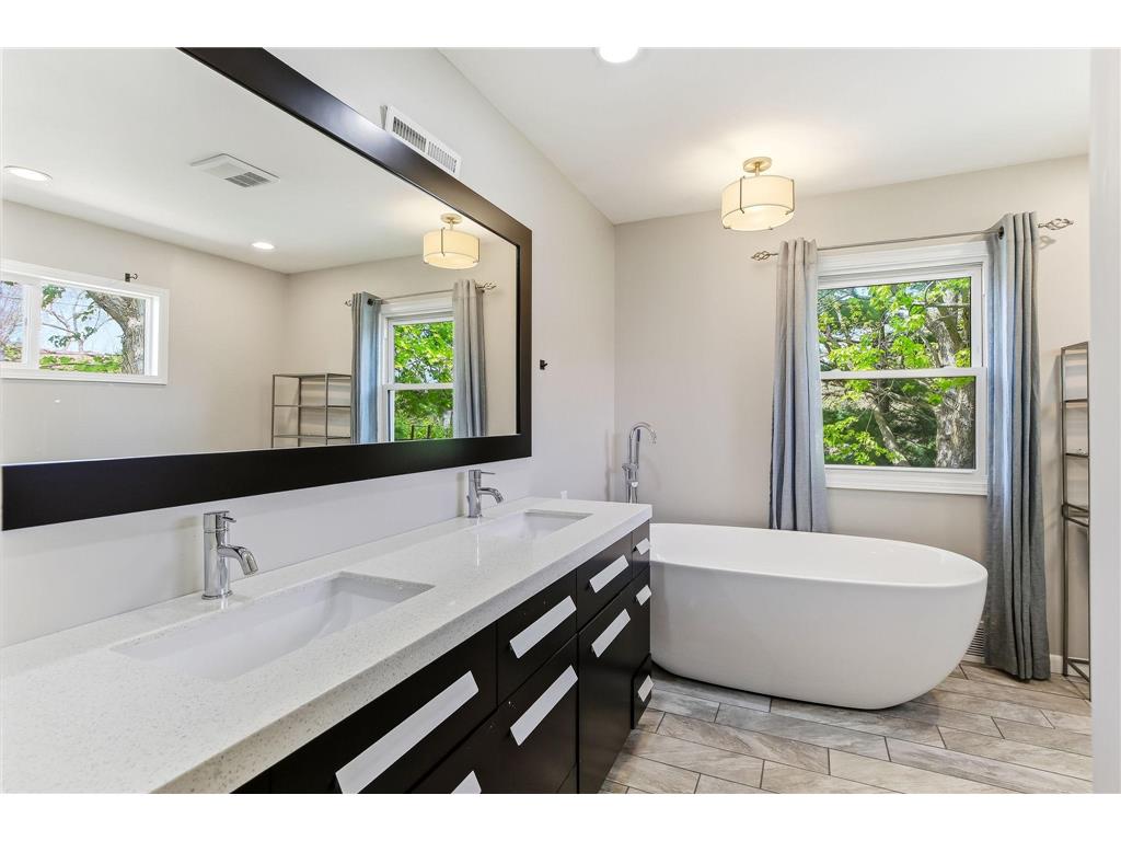 16304 Temple Drive Minnetonka MN 55345 7068878 image23
