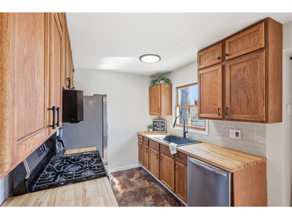 16306 Flagstaff Avenue W Lakeville MN 55068 7041165 image10