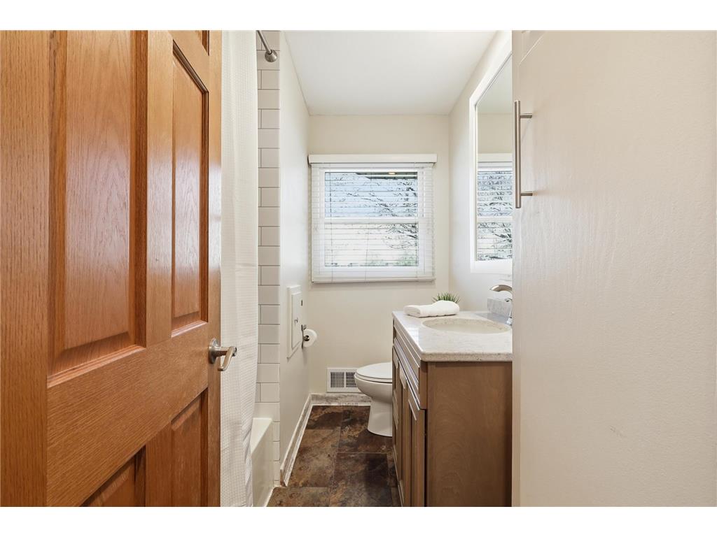 16306 Flagstaff Avenue W Lakeville MN 55068 7041165 image16