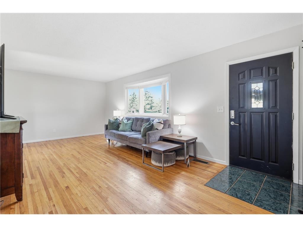 16306 Flagstaff Avenue W Lakeville MN 55068 7041165 image2