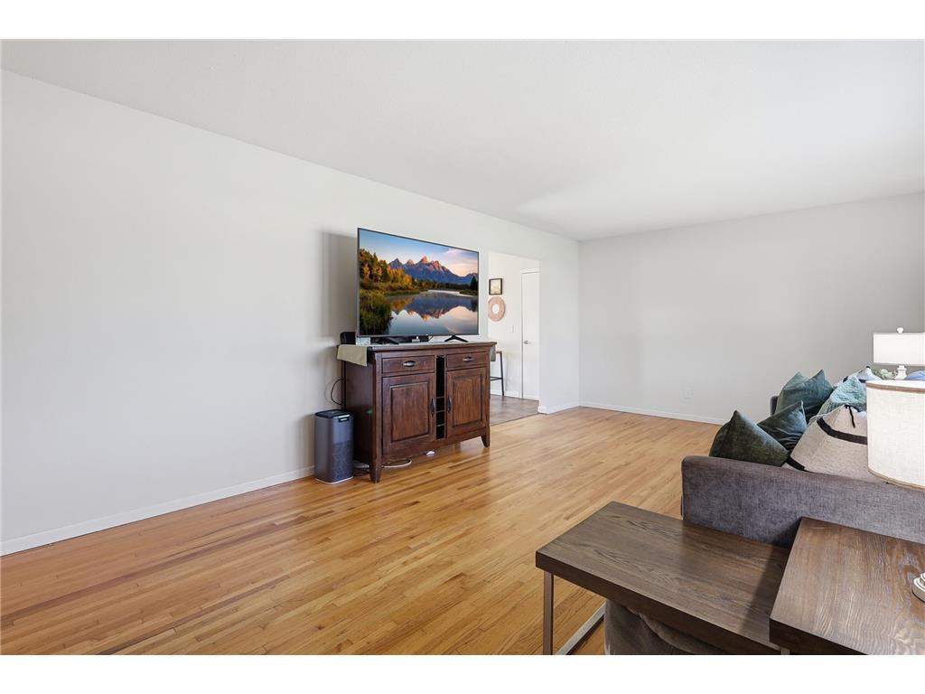 16306 Flagstaff Avenue W Lakeville MN 55068 7041165 image4