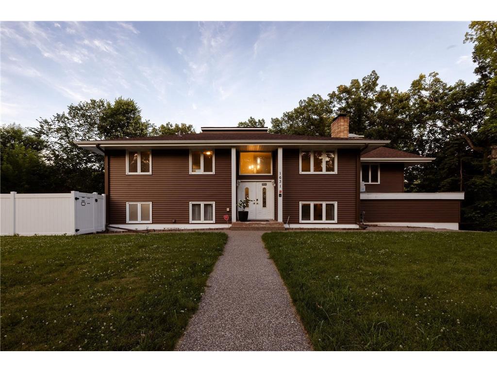 1631 21st Avenue NW New Brighton MN 55112 7094383 image1