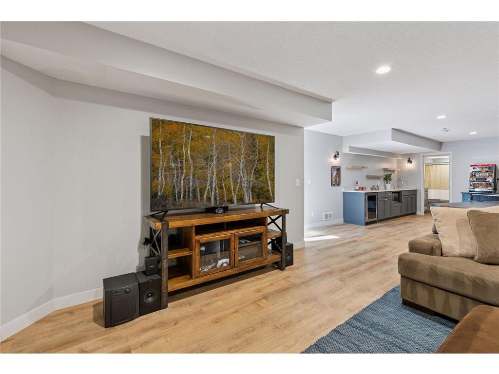 1631 Deephaven Drive Woodbury MN 55129 6826708 image50