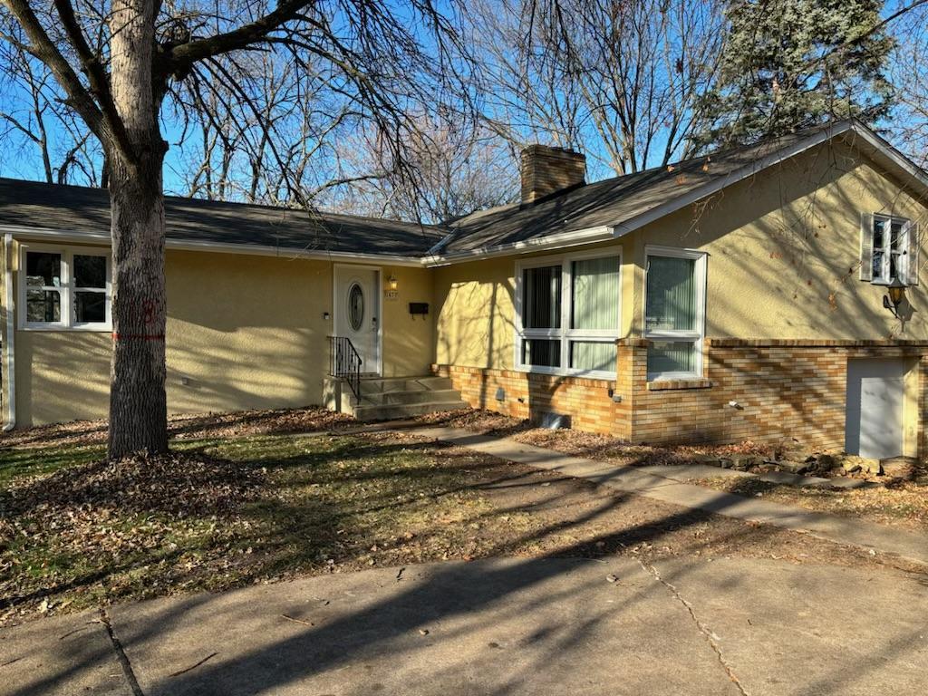 1631 English Street Saint Paul MN 55106 6471460 image1