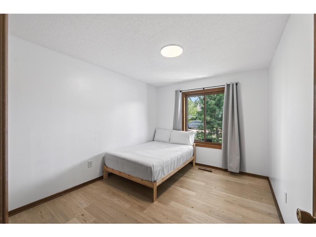 1631 Woodbridge Street Saint Paul MN 55117 7086619 image11