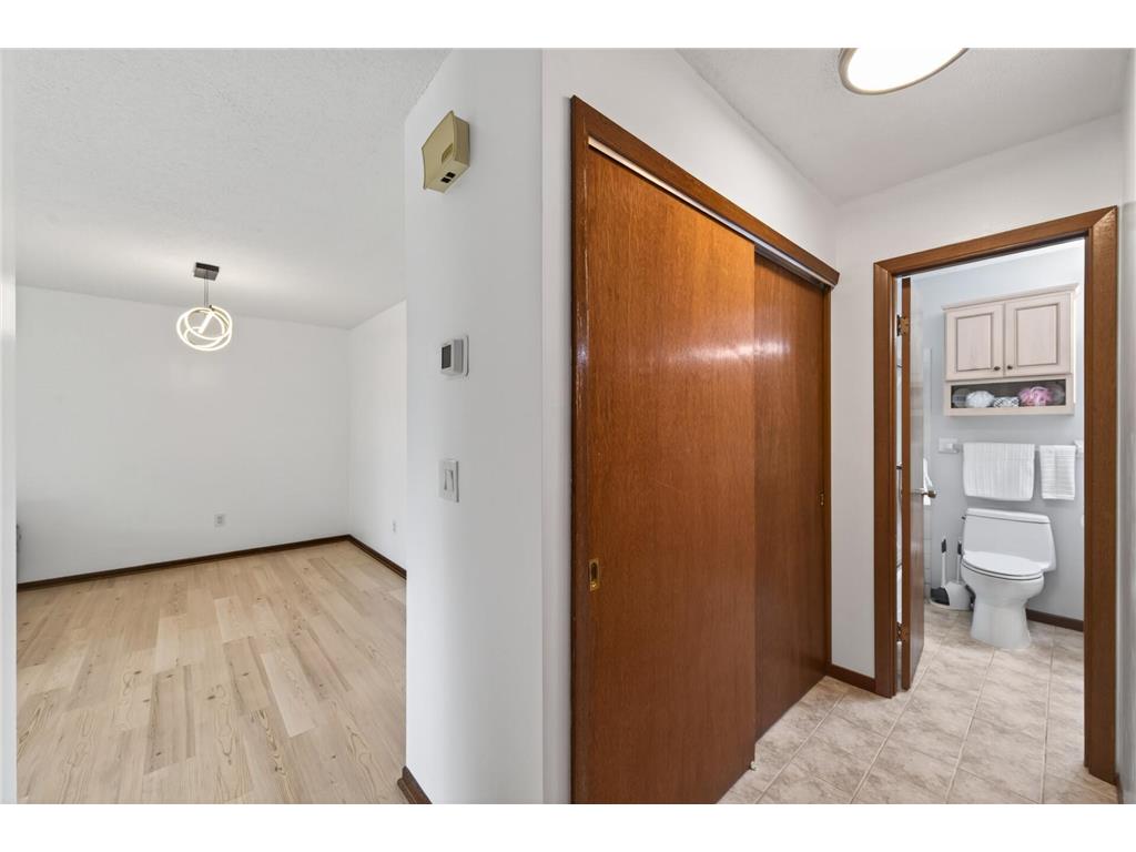 1631 Woodbridge Street Saint Paul MN 55117 7086619 image13