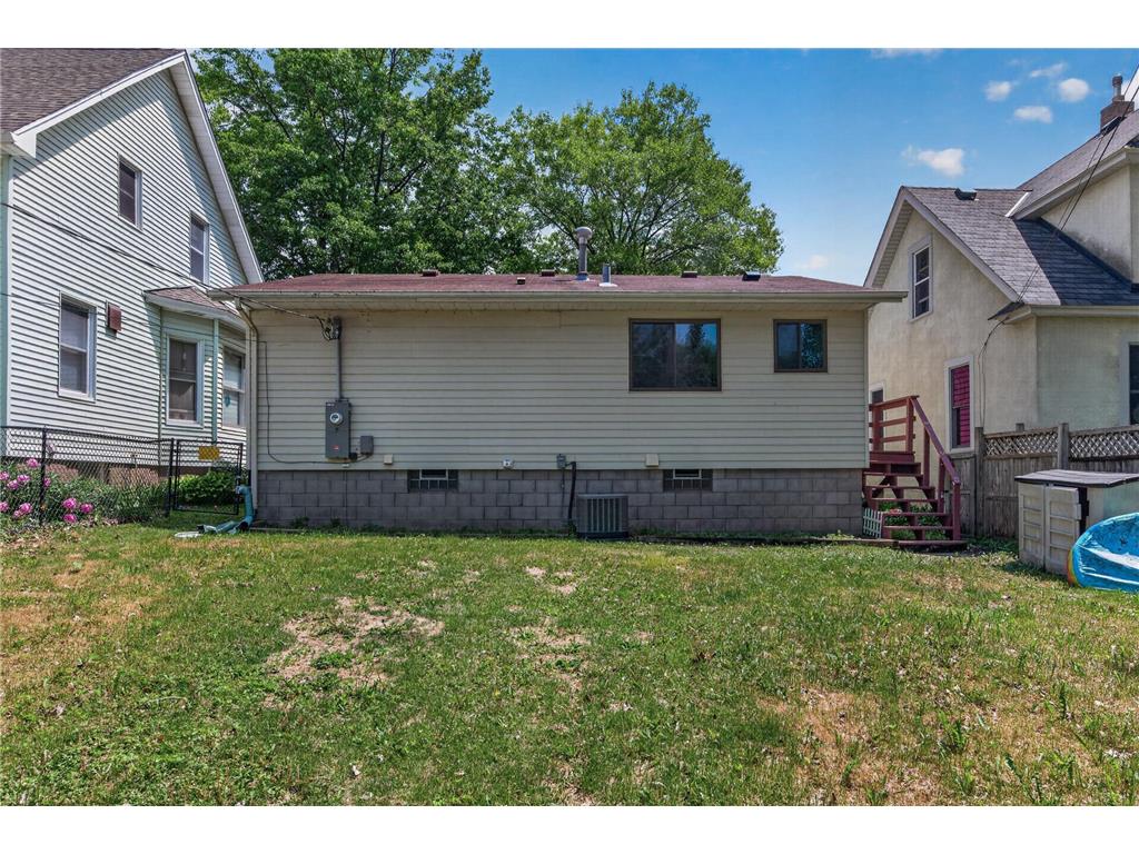 1631 Woodbridge Street Saint Paul MN 55117 7086619 image19