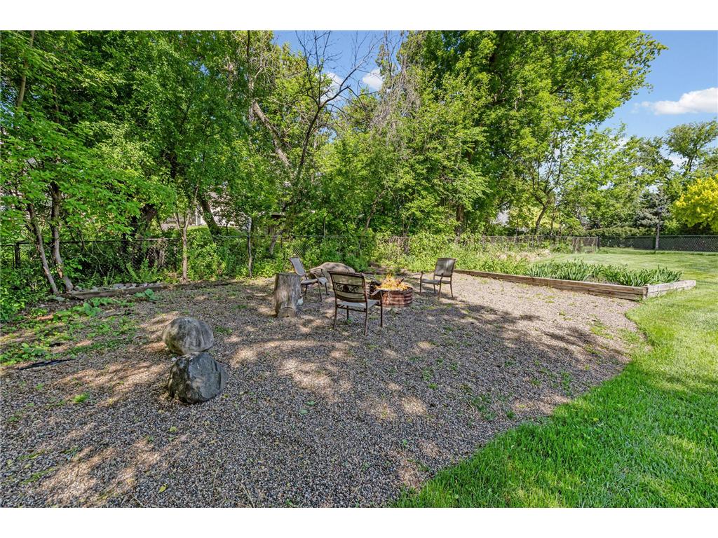 16319 Holbrook Avenue Lakeville MN 55044 7072419 image55