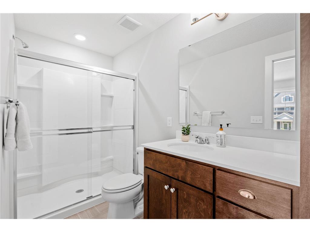 16321 Dryden Road Lakeville MN 55044 6802411 image48