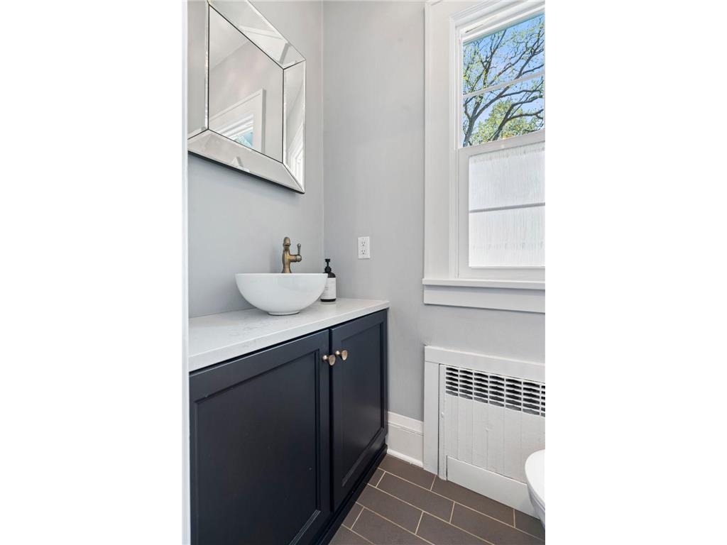 1633 E River Parkway Minneapolis MN 55414 - Mississippi 7064672 image38