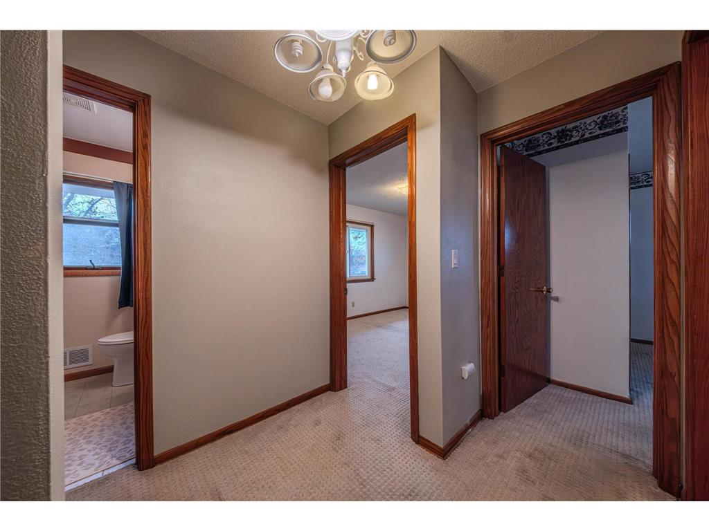 1633 Etna Street Saint Paul MN 55106 6814055 image15