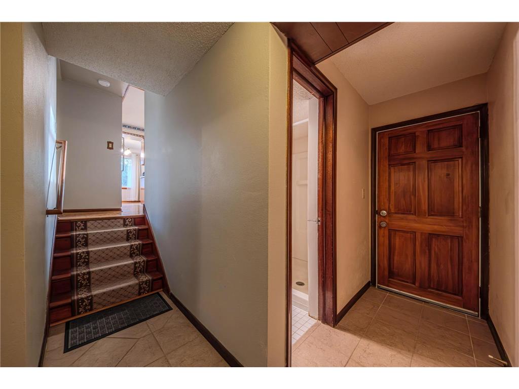 1633 Etna Street Saint Paul MN 55106 6814055 image20