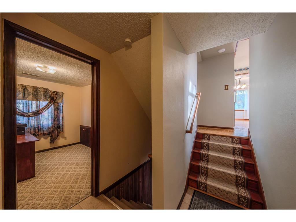 1633 Etna Street Saint Paul MN 55106 6814055 image23