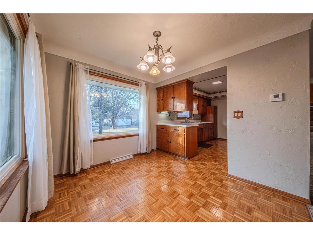 1633 Etna Street Saint Paul MN 55106 6814055 image29