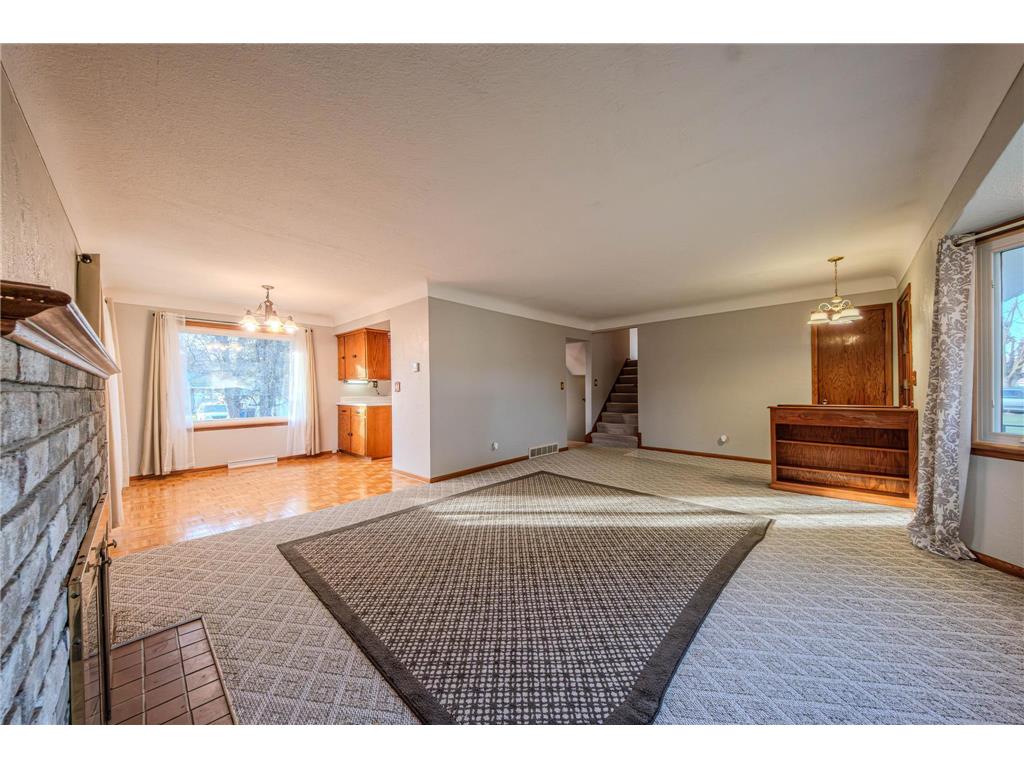 1633 Etna Street Saint Paul MN 55106 6814055 image30