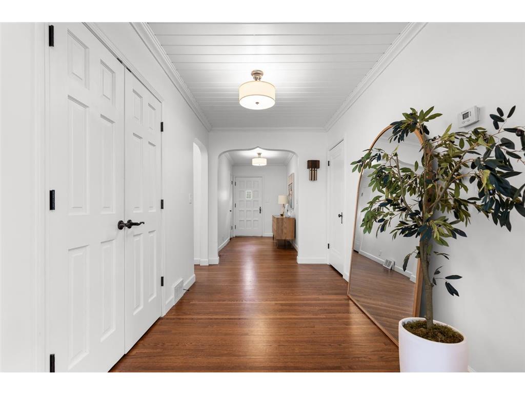 1633 Maryland Avenue S Saint Louis Park MN 55426 7070048 image2