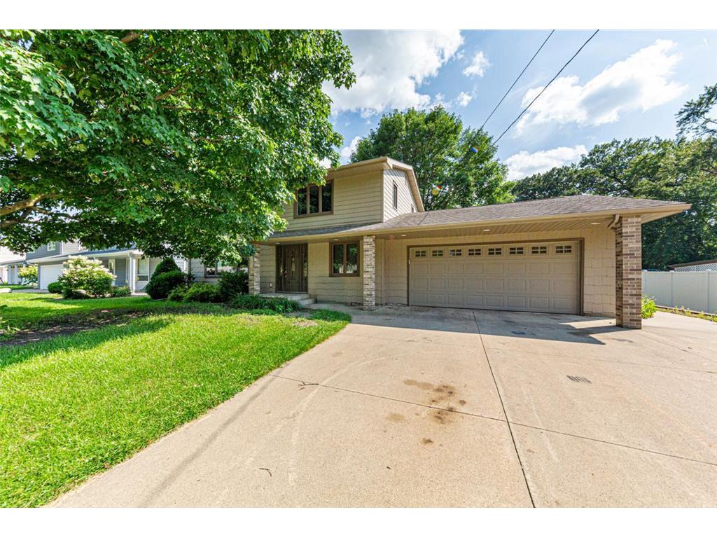 1633 Massee Street Albert Lea MN 56007 6745660 image1