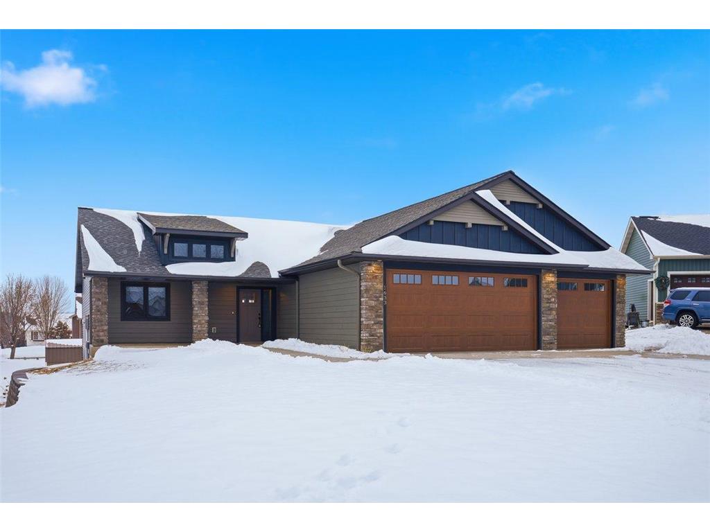 1633 Rolling Hills Lane River Falls WI 54022 6789570 image1