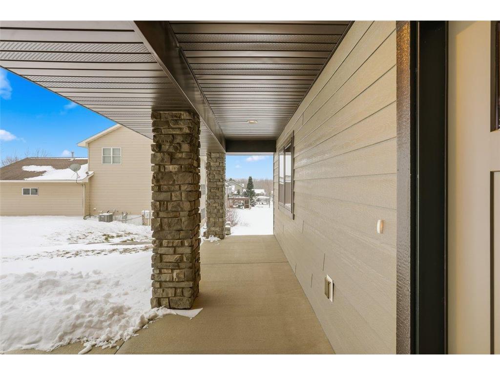 1633 Rolling Hills Lane River Falls WI 54022 6789570 image2