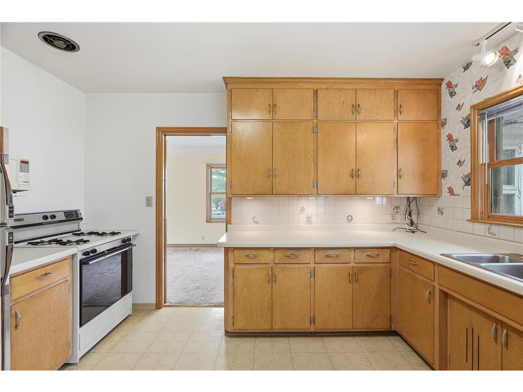 1633 Rome Avenue Saint Paul MN 55116 7066981 image15