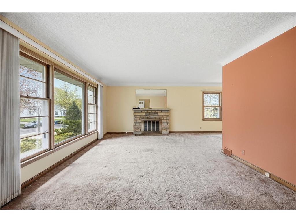 1633 Rome Avenue Saint Paul MN 55116 7066981 image4