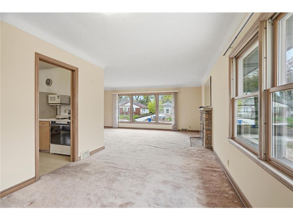 1633 Rome Avenue Saint Paul MN 55116 7066981 image9