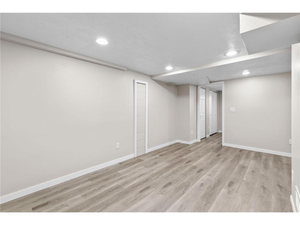 1633 Sherwood Avenue Saint Paul MN 55106 7075536 image28