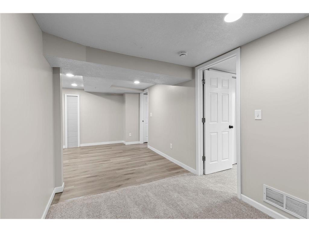 1633 Sherwood Avenue Saint Paul MN 55106 7075536 image30