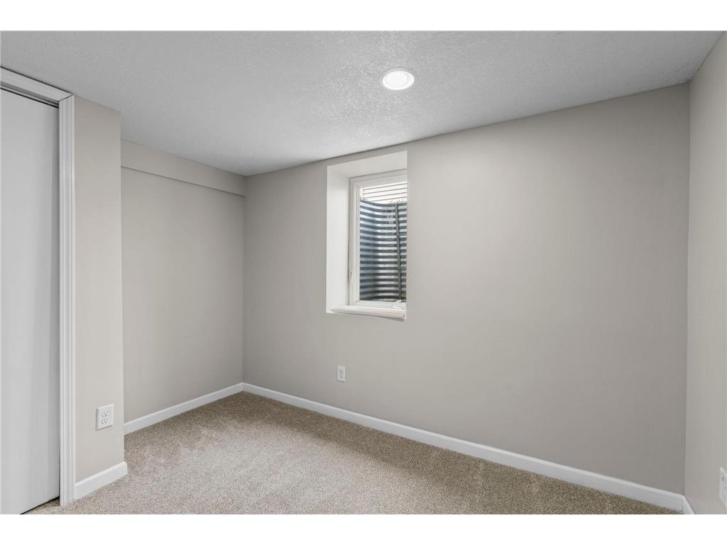 1633 Sherwood Avenue Saint Paul MN 55106 7075536 image32