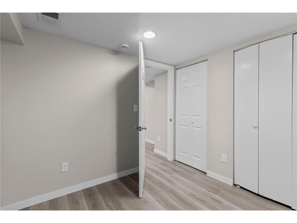 1633 Sherwood Avenue Saint Paul MN 55106 7075536 image35