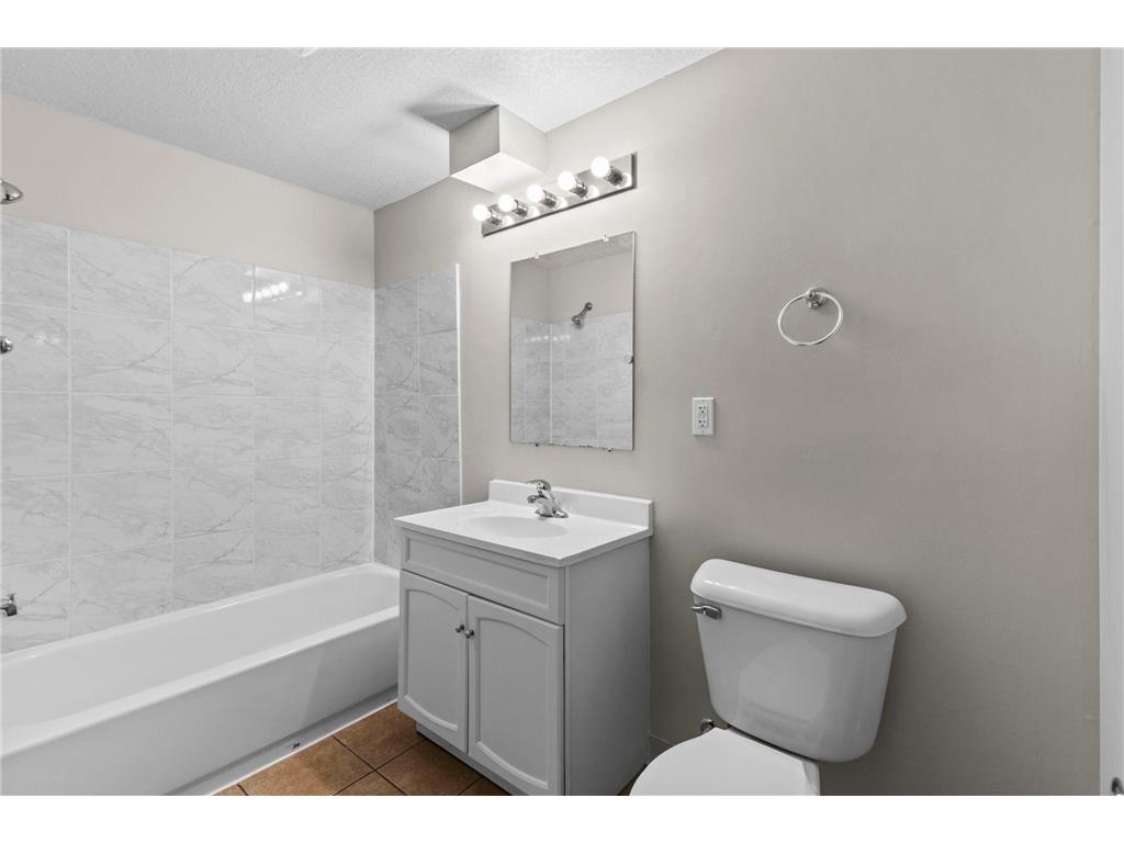 1633 Sherwood Avenue Saint Paul MN 55106 7075536 image38