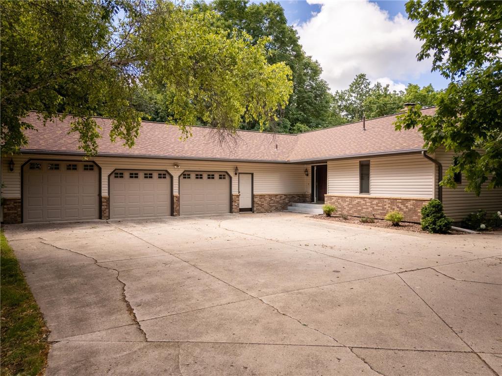 1634 Golden Drive SW Alexandria MN 56308 - Lobster Lake 6745396 image1