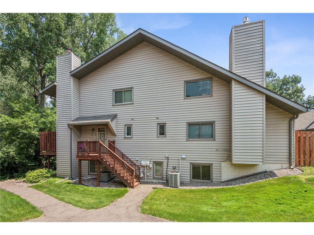 1635 N Brenner Pass Fridley MN 55432 6568561 image1