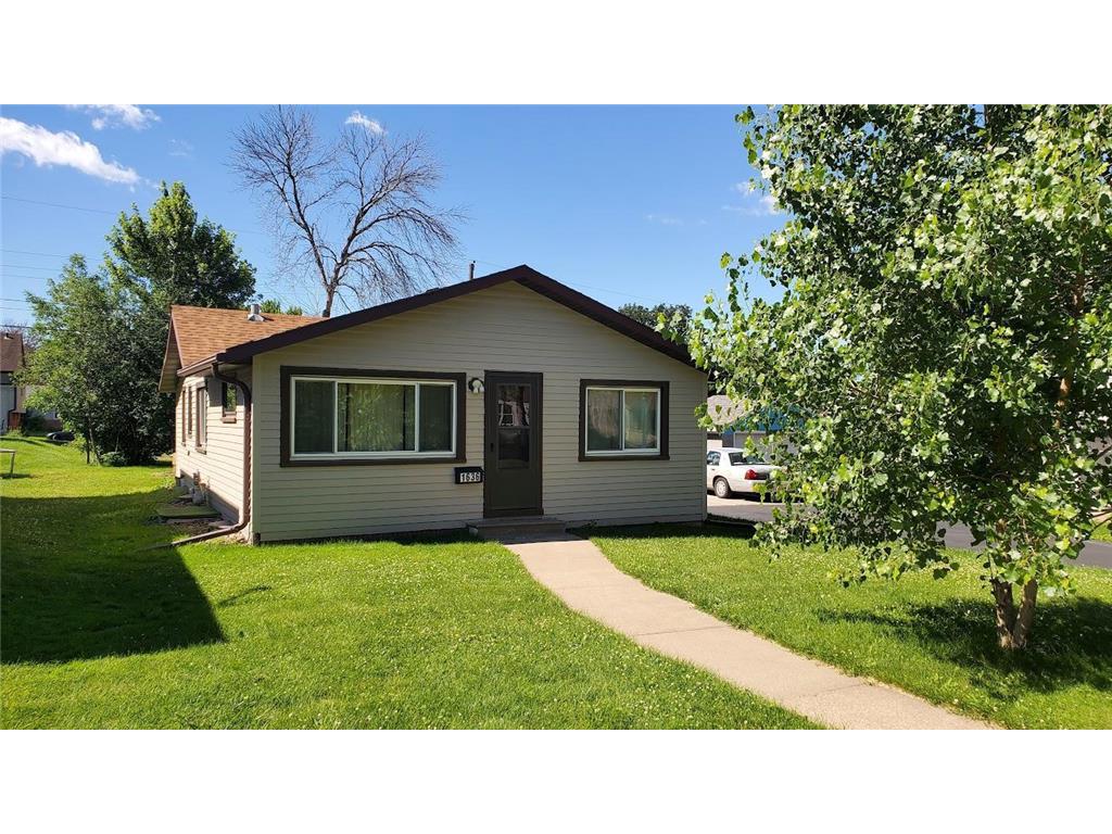 1636 3rd Street E Saint Paul MN 55106 6560026 image1