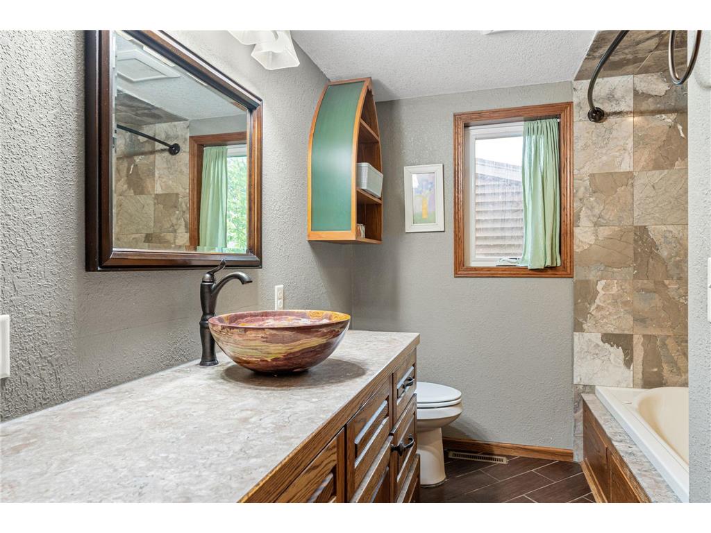 1636 Saint Paul Road Owatonna MN 55060 7076889 image18