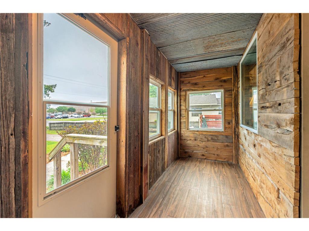 1636 Saint Paul Road Owatonna MN 55060 7076889 image3
