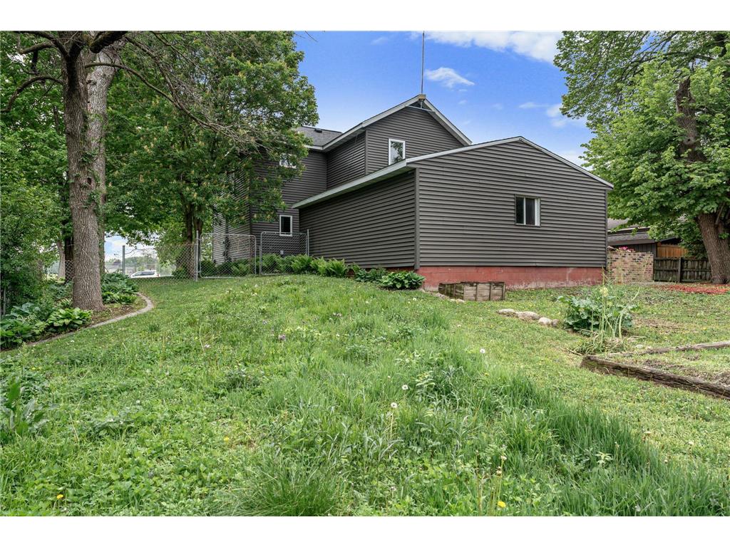 1636 Saint Paul Road Owatonna MN 55060 7076889 image36