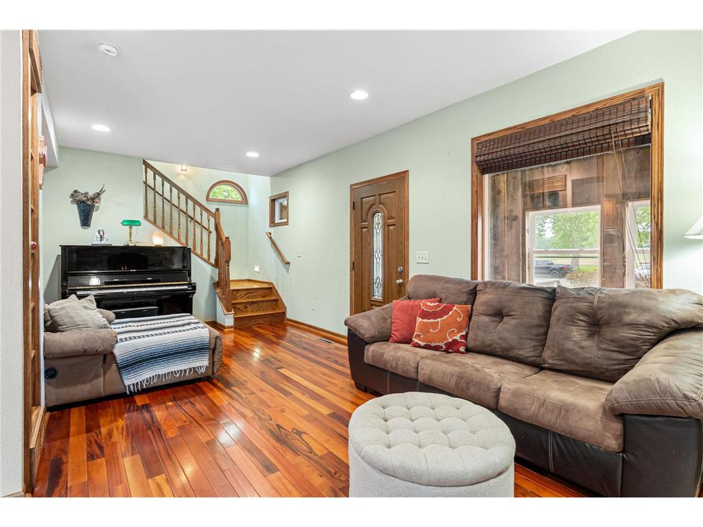 1636 Saint Paul Road Owatonna MN 55060 7076889 image4