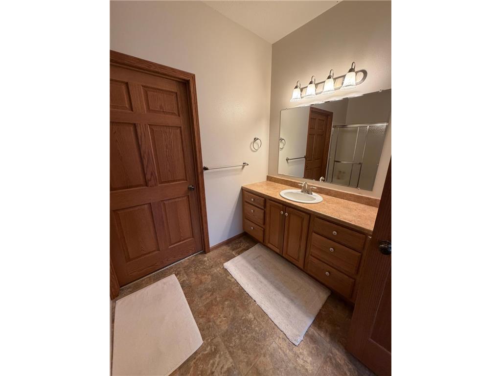 1636 Thunderbird Road #11 Marshall MN 56258 7075770 image16
