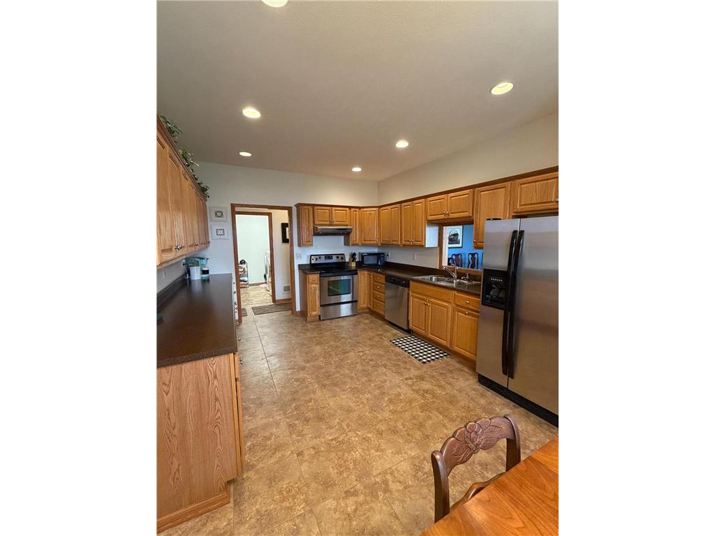 1636 Thunderbird Road #11 Marshall MN 56258 7075770 image21