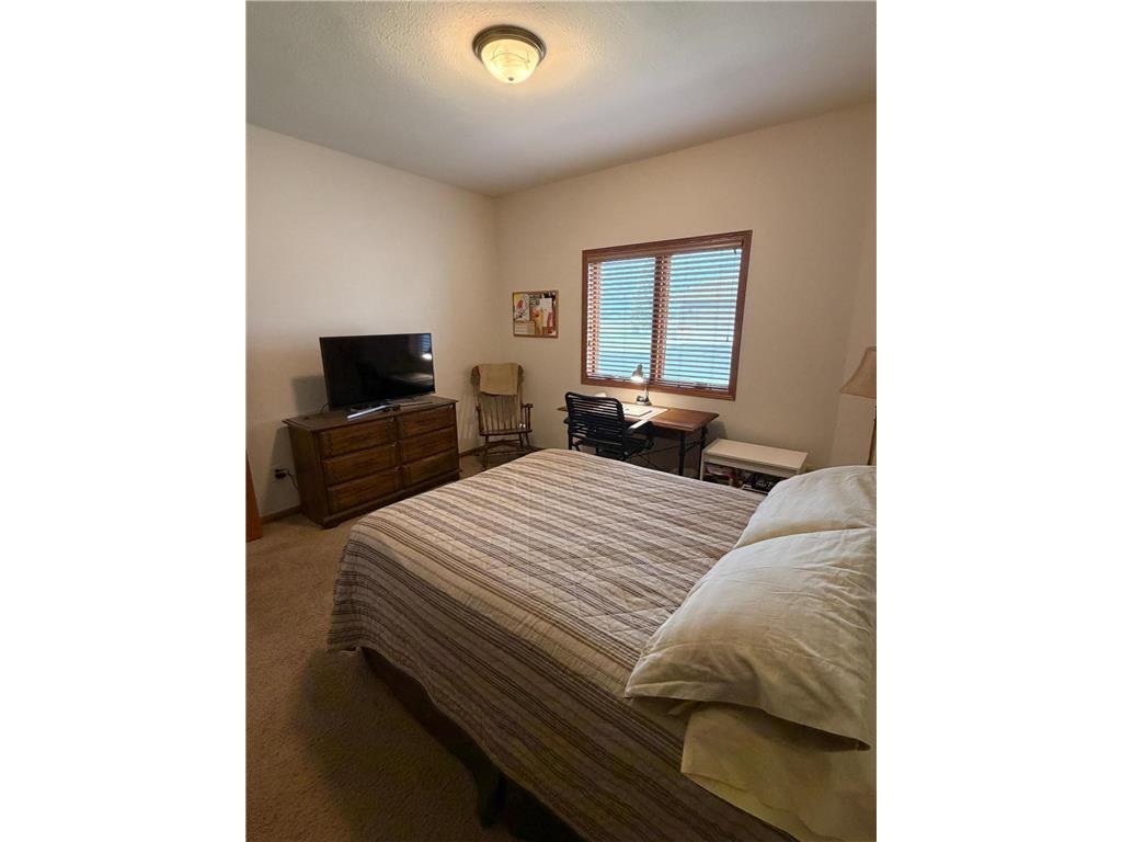1636 Thunderbird Road #11 Marshall MN 56258 7075770 image26