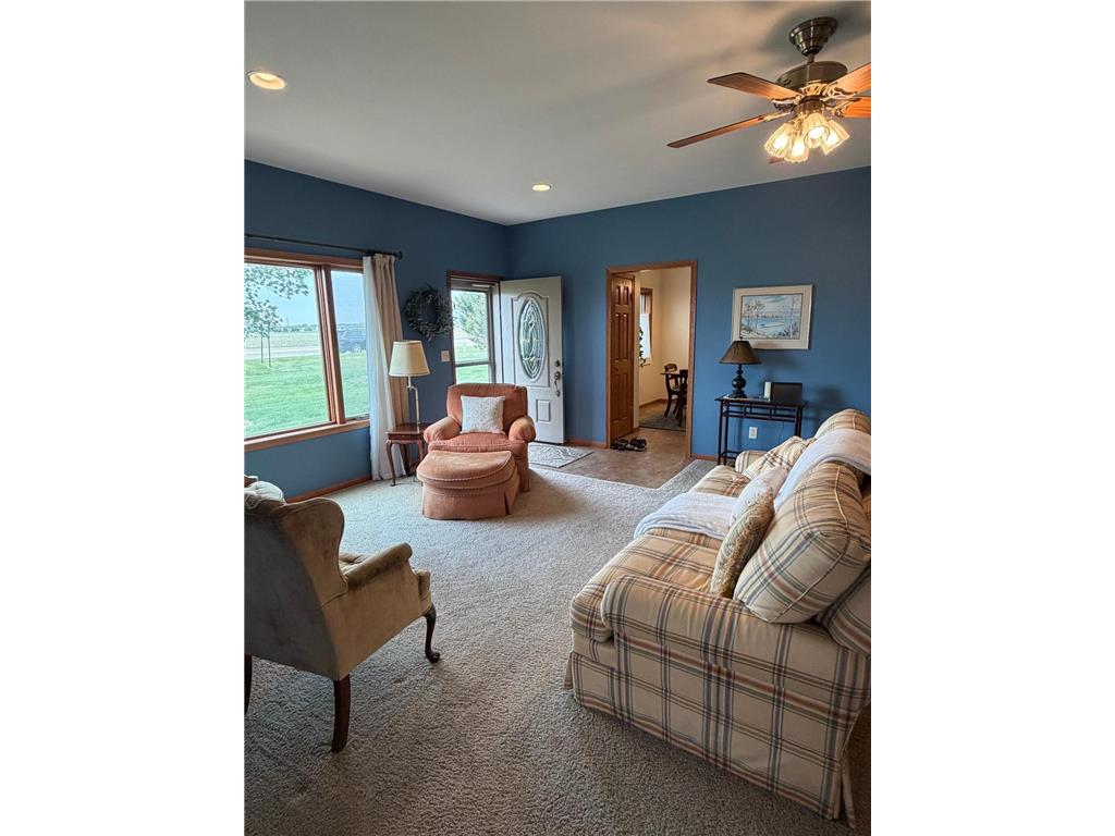 1636 Thunderbird Road #11 Marshall MN 56258 7075770 image6