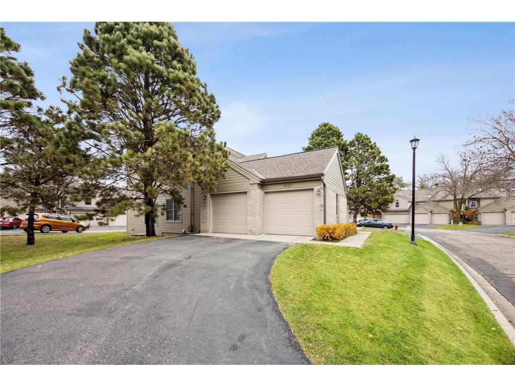 1637 Rose Hill Circle Lauderdale MN 55108 6629874 image1