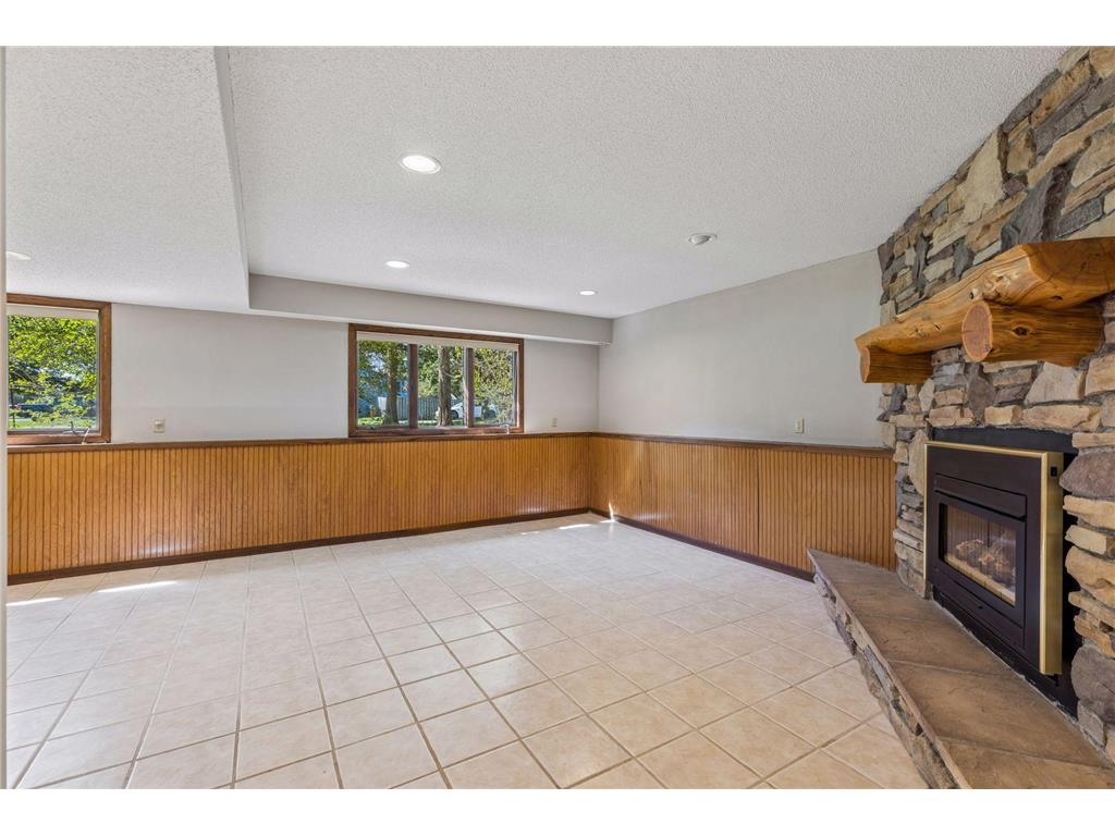 16370 Division Street Lakeland MN 55043 7042395 image25