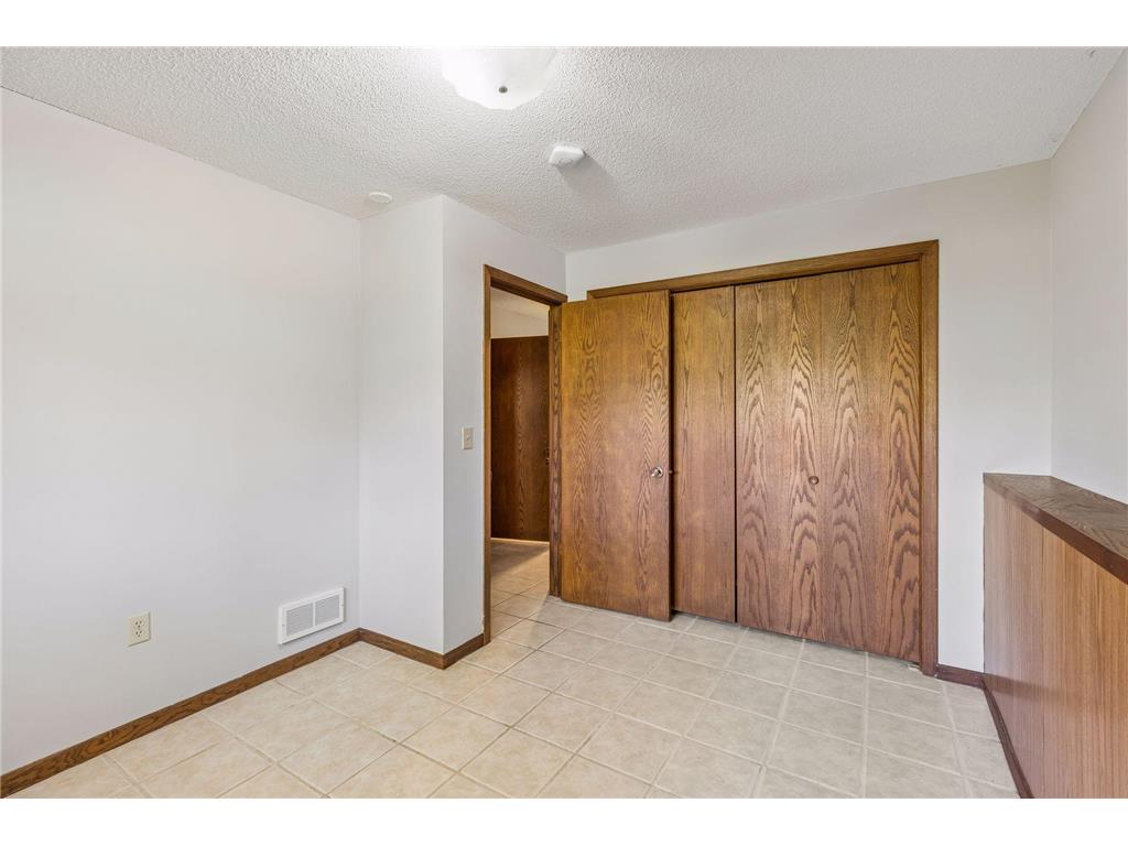 16370 Division Street Lakeland MN 55043 7042395 image35