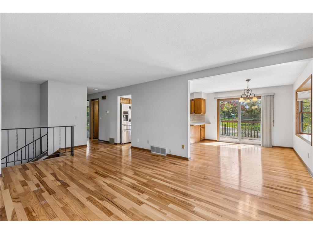 16370 Division Street Lakeland MN 55043 7042395 image9