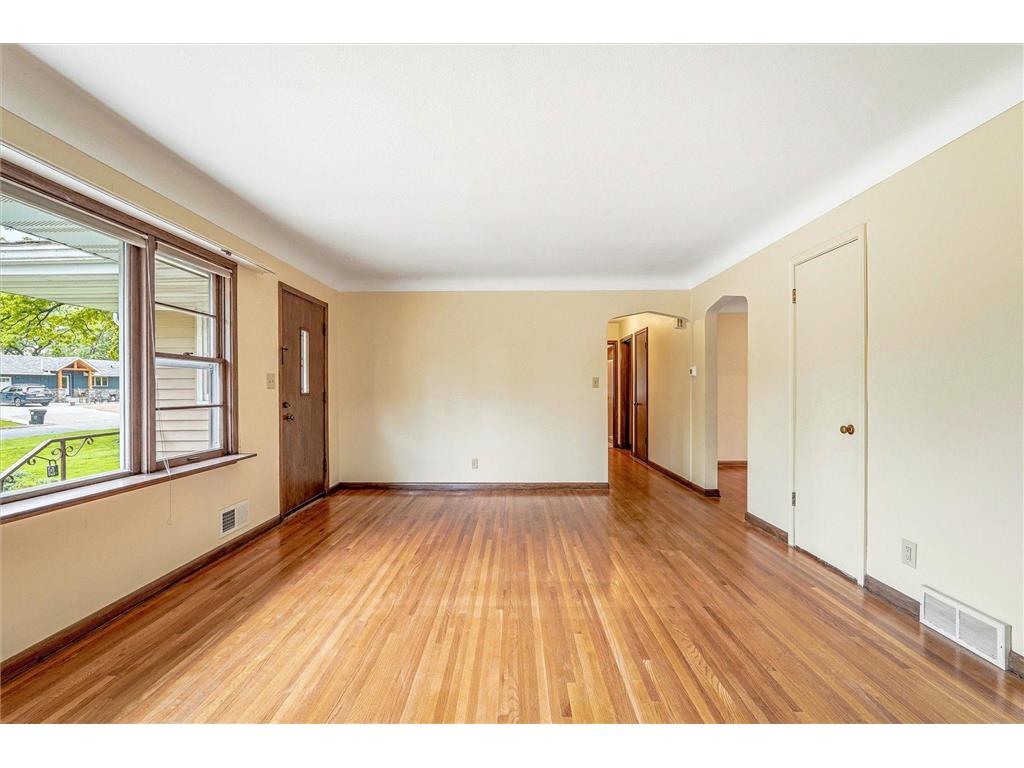 1638 Glenview Court Arden Hills MN 55112 7068823 image11