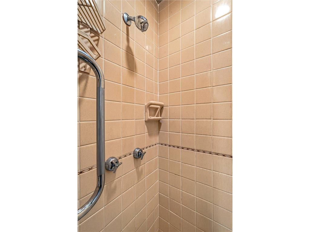 1638 Glenview Court Arden Hills MN 55112 7068823 image30