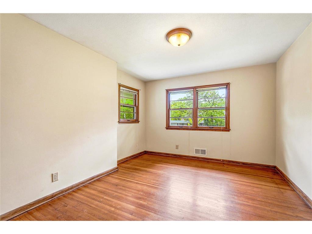 1638 Glenview Court Arden Hills MN 55112 7068823 image31